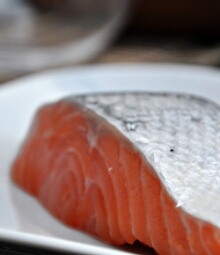 魚をよく食べる食事スタイルが糖尿病の危険性を下げる