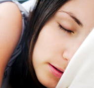睡眠が生活の質を決める　理想的な睡眠時間は何時間？