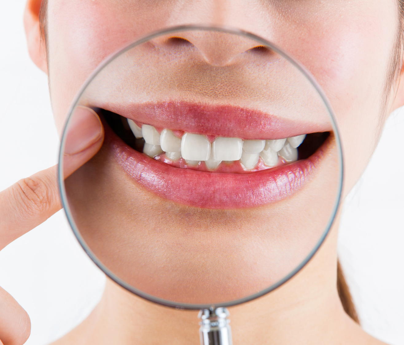 50歳代の6割が歯や口の中が「健康ではない」と回答　歯科医師会調査