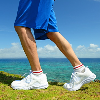 ウォーキングで下半身を強くすると運動を続けやすい 「老化は足から」