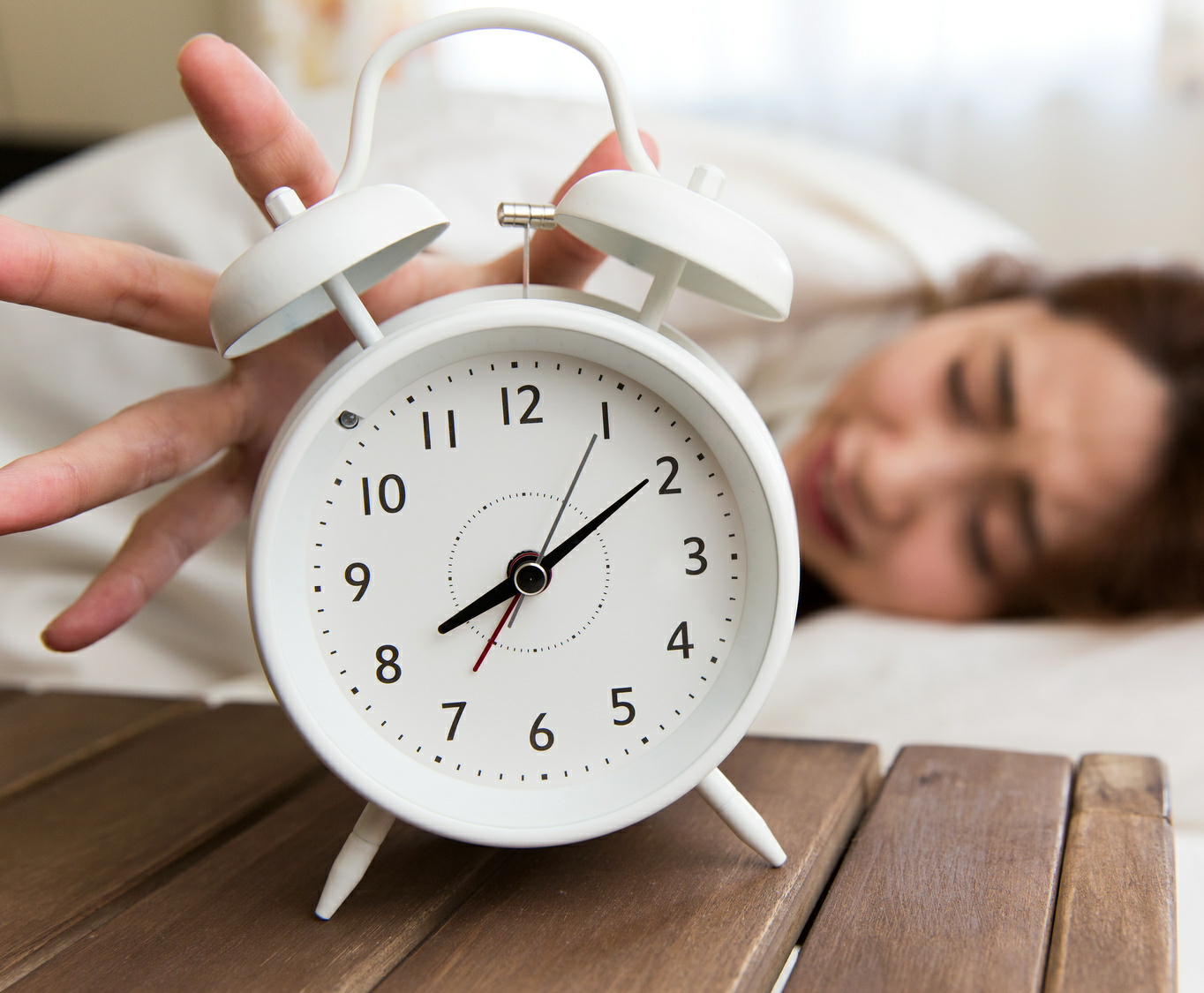 「睡眠負債」は週末の寝だめでは解消できない　睡眠を改善するための6ヵ条