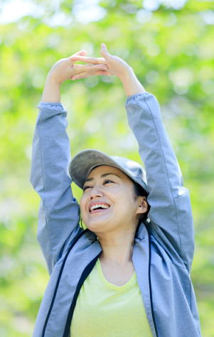 緑豊かな地域に住めば、更年期障害を遅らせられる　ストレスが減り女性ホルモンが長く分泌