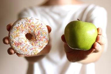 「超加工食品」が肥満や糖尿病の原因に　悪玉ホルモンを増やし食欲を増進