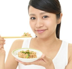 納豆を食べると心筋梗塞などのリスクが低下　「発酵性大豆食品」が死亡リスクを下げる